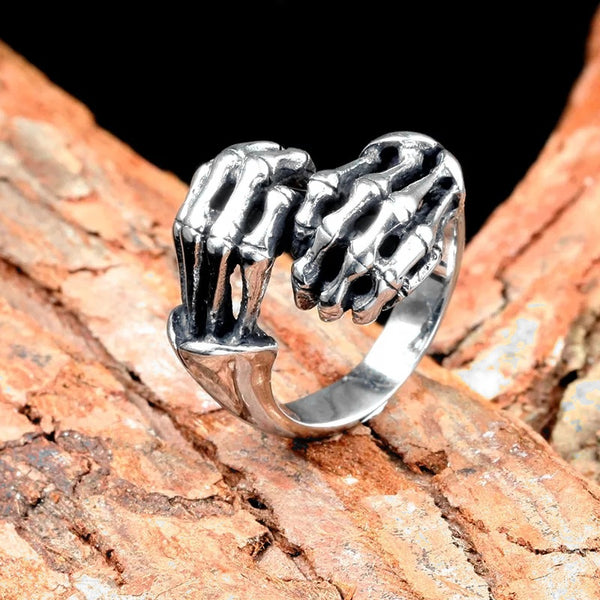 Stainless Steel Hugging Skull Hands Ring